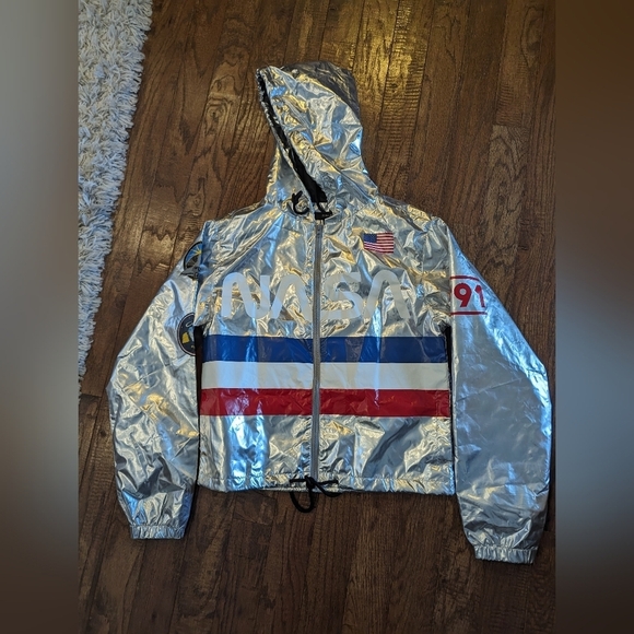 Forever 21 Nasa Graphic Metallic Windbreaker Silver woman's size S - Picture 11 of 12